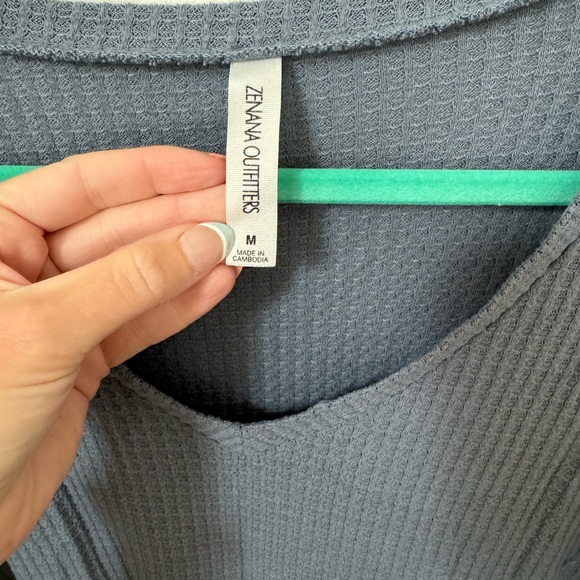 Zenana V-neck Tunic - Picture 2 of 3